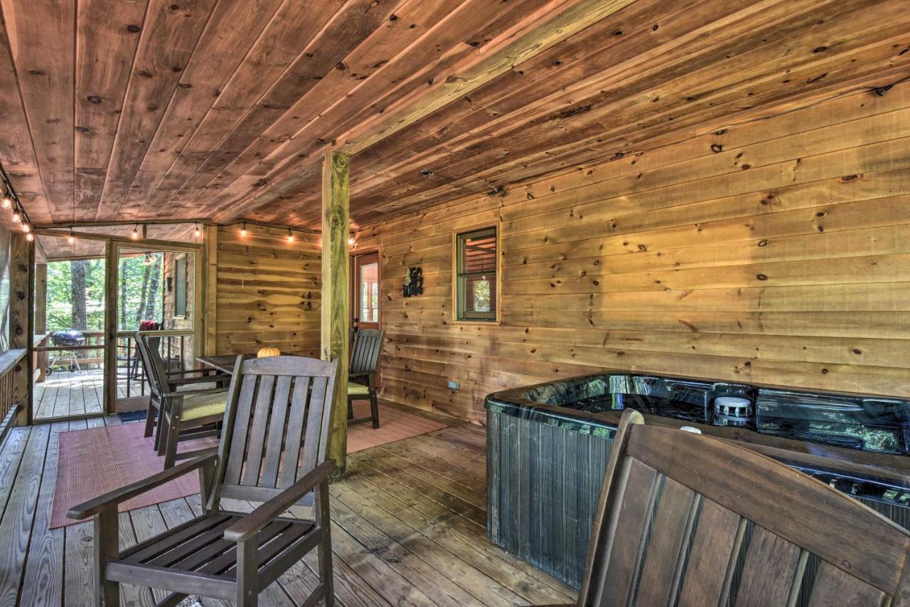 Blue Ridge Cabin Hot Tub, Fire Pit And Grill! Exterior photo